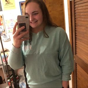 size L - PINK mint colored crew neck